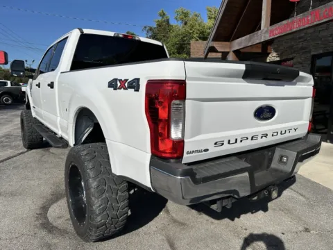 Photos of 2019 Ford F-250SD XLT for sale in Maryville, TN at Auto Solutions