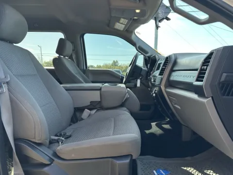 More photos of 2019 Ford F-250SD XLT at Auto Solutions, TN