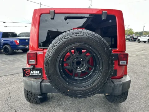 More photos of 2013 Jeep Wrangler Unlimited Rubicon at Auto Solutions, TN