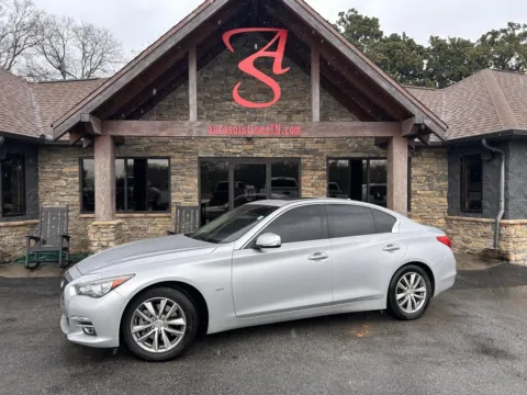 Silver 2016 INFINITI Q50 3.0t Premium for sale in Maryville, TN