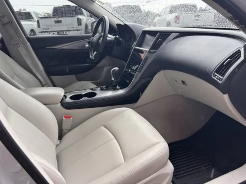 More photos of 2016 INFINITI Q50 3.0t Premium at Auto Solutions, TN