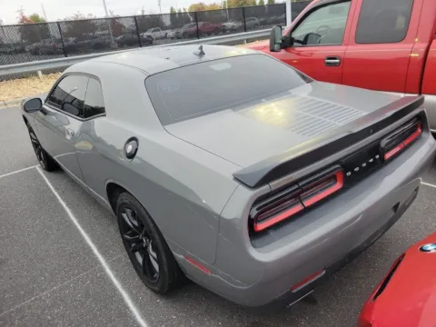 More photos of 2017 Dodge Challenger SXT at Auto Solutions, TN