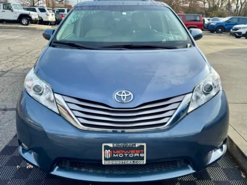 More photos of 2016 Toyota Sienna 5dr 7-Pass Van XLE Premium AWD (Natl) at Midwest Motors, IN