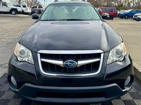 More photos of 2008 Subaru Outback (Natl) 4dr H6 Auto 3.0R LL Bean at Midwest Motors, IN