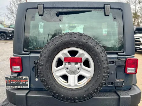 More photos of 2017 Jeep Wrangler Unlimited Sport RHD 4x4 at Midwest Motors, IN