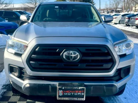 More photos of 2019 Toyota Tacoma SR5 Double Cab 5 ft Bed I4 AT (Natl) at Midwest Motors, IN