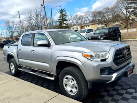 Photos of 2019 Toyota Tacoma SR5 Double Cab 5 ft Bed I4 AT (Natl) for sale in Indianapolis, IN at Midwest Motors