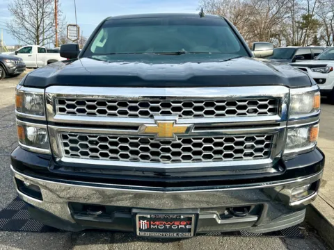 More photos of 2015 Chevrolet Silverado 1500 4WD Double Cab 143.5 in LT w/1LT at Midwest Motors, IN