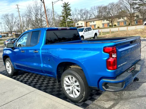 Another view of 2022 Chevrolet Silverado 1500 2WD Double Cab 147 in Custom for sale in Indianapolis, IN at Midwest Motors