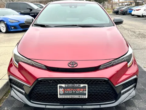 More photos of 2022 Toyota Corolla SE Nightshade CVT (Natl) at Midwest Motors, IN