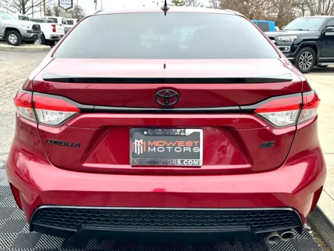 More photos of 2022 Toyota Corolla SE Nightshade CVT (Natl) at Midwest Motors, IN