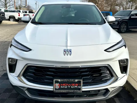 More photos of 2025 Buick Encore GX FWD 4dr Preferred at Midwest Motors, IN