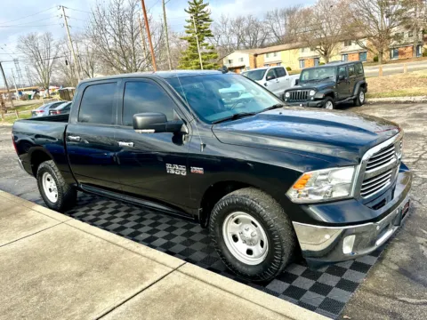 Photos of 2016 RAM 1500 2WD Crew Cab 140.5 in Lone Star for sale in Indianapolis, IN at Midwest Motors