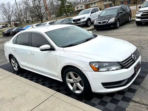 Photos of 2014 Volkswagen Passat 4dr Sdn 2.5L Auto SE PZEV *Ltd Avail* for sale in Indianapolis, IN at Midwest Motors