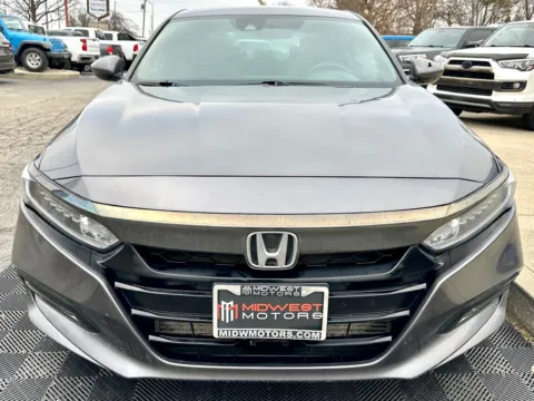 More photos of 2020 Honda Accord Sedan Sport 1.5T CVT at Midwest Motors, IN
