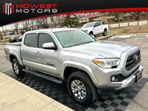 Silver 2017 Toyota Tacoma SR5 Double Cab 5 ft Bed V6 4x2 AT (Natl) for sale in Indianapolis, IN
