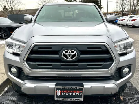 More photos of 2017 Toyota Tacoma SR5 Double Cab 5 ft Bed V6 4x2 AT (Natl) at Midwest Motors, IN