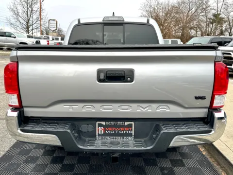 More photos of 2017 Toyota Tacoma SR5 Double Cab 5 ft Bed V6 4x2 AT (Natl) at Midwest Motors, IN