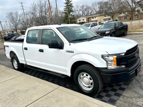 Photos of 2020 Ford F-150 XL 4WD SuperCrew 5.5 ft Box for sale in Indianapolis, IN at Midwest Motors