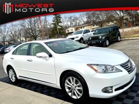 White 2012 Lexus ES 350 4dr Sdn for sale in Indianapolis, IN