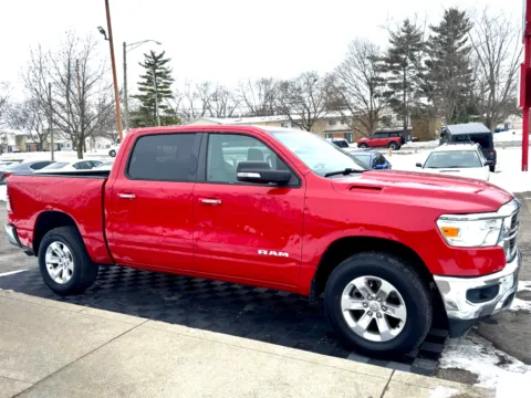 Photos of 2020 RAM 1500 Big Horn/Lone Star 4x4 Crew Cab 5 ft7 in Box for sale in Indianapolis, IN at Midwest Motors