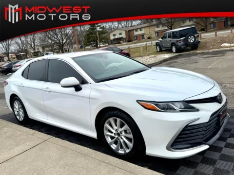 White 2021 Toyota Camry LE Auto (Natl) for sale in Indianapolis, IN
