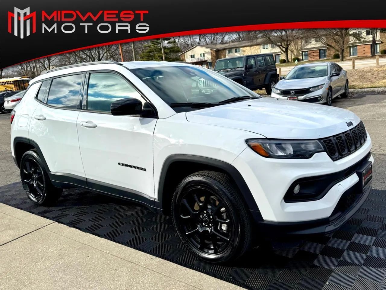 White 2025 Jeep Compass Latitude 4x4 for sale in Indianapolis, IN