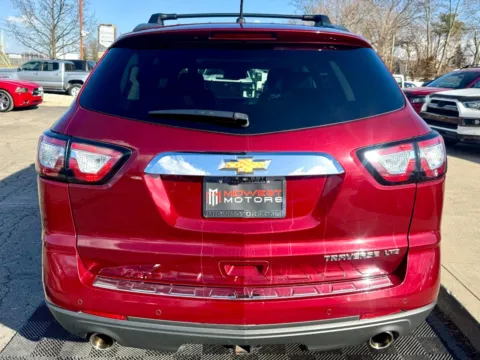More photos of 2015 Chevrolet Traverse FWD 4dr LTZ at Midwest Motors, IN