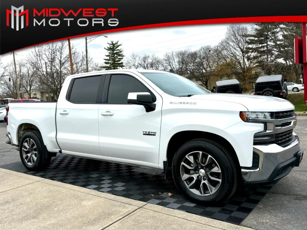 Used 2020 Chevrolet Silverado 1500 2WD Crew Cab 147 in LT for sale