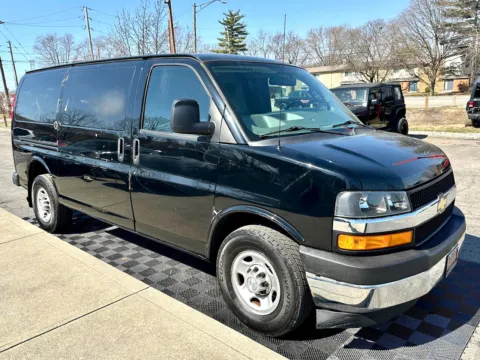 Used 2018 Chevrolet Express Cargo Van RWD 2500 135 in for sale in