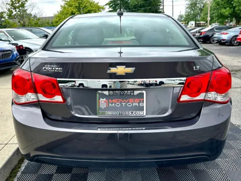 More photos of 2016 Chevrolet Cruze Limited 4dr Sdn Auto LT w/1LT at Midwest Motors, IN