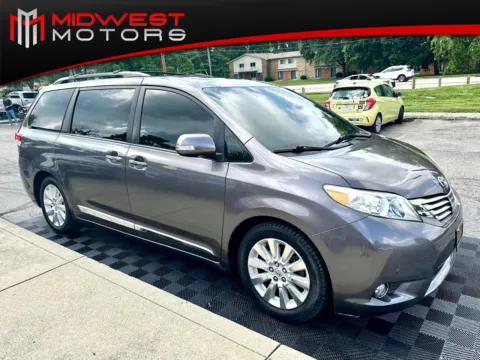 Gray 2013 Toyota Sienna 5dr 7-Pass Van V6 XLE AAS FWD (Natl) for sale in Indianapolis, IN