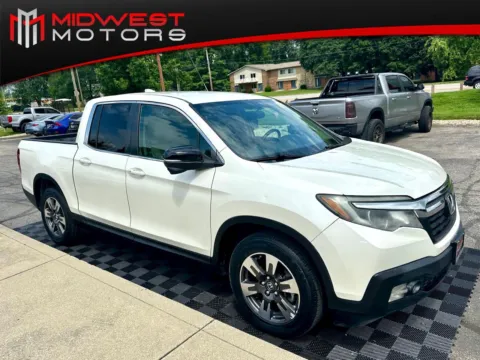 White 2017 Honda Ridgeline RTL-T 4x2 Crew Cab 5.3 ft Bed for sale in Indianapolis, IN