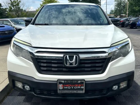More photos of 2017 Honda Ridgeline RTL-T 4x2 Crew Cab 5.3 ft Bed at Midwest Motors, IN