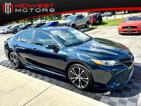 Blue 2018 Toyota Camry SE Auto (Natl) for sale in Indianapolis, IN