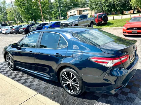 Another view of 2018 Toyota Camry SE Auto (Natl) for sale in Indianapolis, IN at Midwest Motors