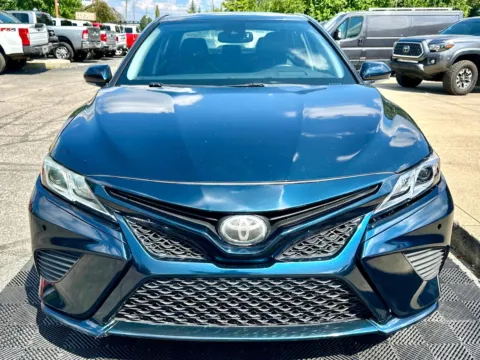More photos of 2018 Toyota Camry SE Auto (Natl) at Midwest Motors, IN