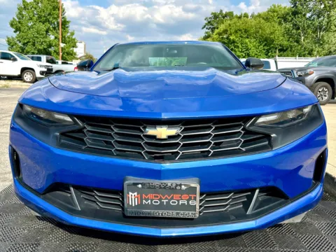 More photos of 2019 Chevrolet Camaro 2dr Cpe 1LT at Midwest Motors, IN