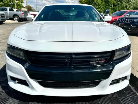 More photos of 2016 Dodge Charger 4dr Sdn Police RWD at Midwest Motors, IN