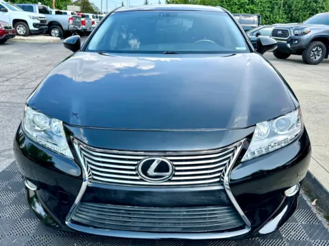 More photos of 2015 Lexus ES 350 4dr Sdn at Midwest Motors, IN