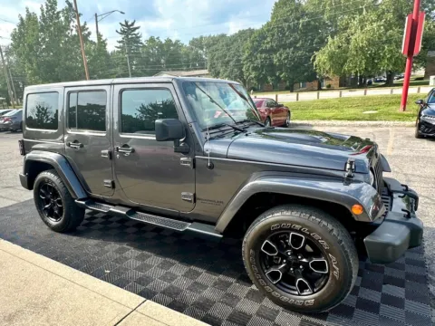 Photos of 2017 Jeep Wrangler Unlimited Sahara 4x4 for sale in Indianapolis, IN at Midwest Motors