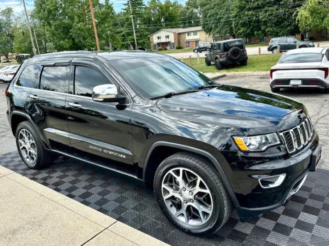 Photos of 2020 Jeep Grand Cherokee Limited 4x2 for sale in Indianapolis, IN at Midwest Motors