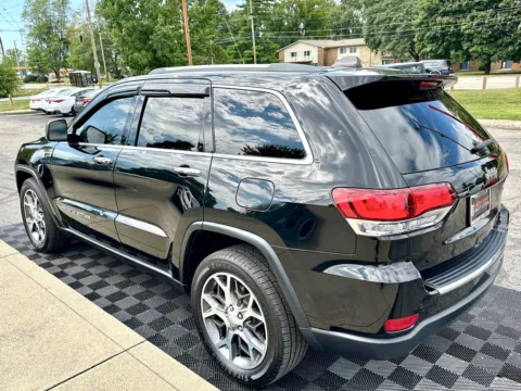 Another view of 2020 Jeep Grand Cherokee Limited 4x2 for sale in Indianapolis, IN at Midwest Motors