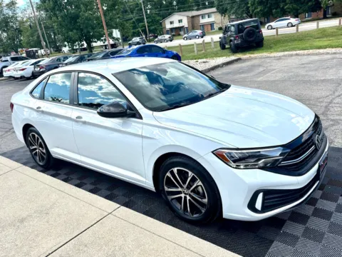 Photos of 2024 Volkswagen Jetta Sport Auto for sale in Indianapolis, IN at Midwest Motors