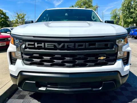 More photos of 2023 Chevrolet Silverado 1500 2WD Reg Cab 126 in Work Truck at Midwest Motors, IN