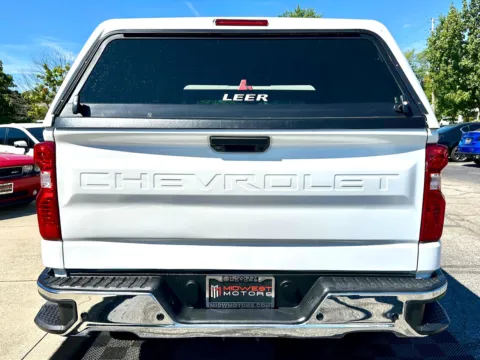 More photos of 2023 Chevrolet Silverado 1500 2WD Reg Cab 126 in Work Truck at Midwest Motors, IN