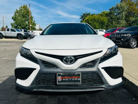 More photos of 2021 Toyota Camry SE Auto AWD (Natl) at Midwest Motors, IN