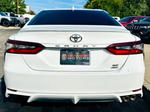 More photos of 2021 Toyota Camry SE Auto AWD (Natl) at Midwest Motors, IN