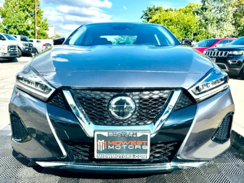 More photos of 2022 Nissan Maxima SV 3.5L at Midwest Motors, IN