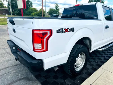 More photos of 2016 Ford F-150 4WD SuperCrew 145 in XL at Midwest Motors, IN
